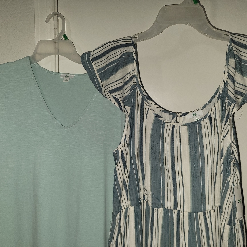 2 New Small maxi dresses - Picture 5 of 8